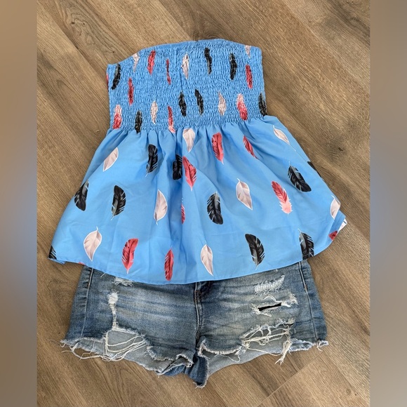 SHEIN Tops - Women’s Blue Feather Print Tube Top
